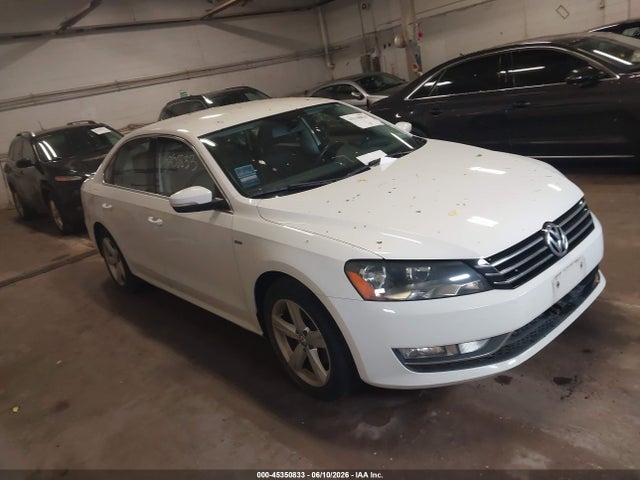 45350833 :رقم المزاد ، 1VWAT7A38FC110134 vin ، 2015 Volkswagen Passat 1.8t Limited Edition مزاد بيع