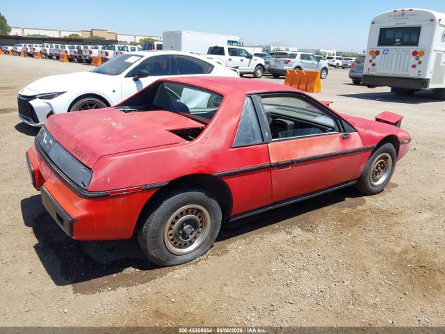 1985 Pontiac Fiero Sport მანქანა იყიდება აუქციონზე, vin: 1G2PM37R9FP209427, აუქციონის ნომერი: 45350854