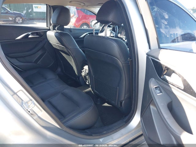 Продажа на аукционе авто 2017 Infiniti Qx30 Premium, vin: SJKCH5CR4HA025743, номер лота: 45350857