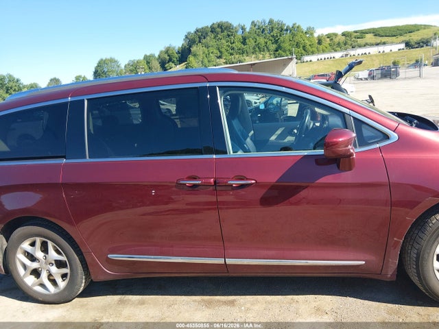 Продажа на аукционе авто 2018 Chrysler Pacifica Touring L, vin: 2C4RC1BG5JR310473, номер лота: 45350855