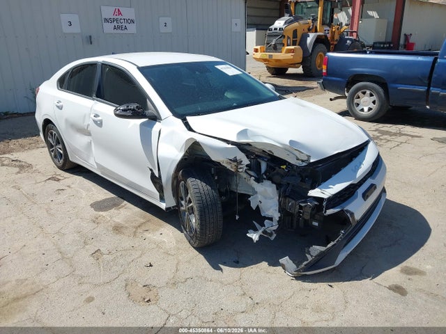 KIA Forte Lxs 2024 3KPF24AD0RE779529 main image