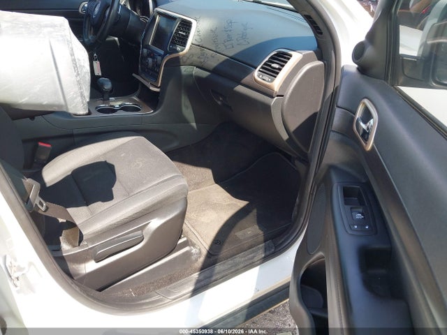 2015 Jeep Grand Cherokee Laredo მანქანა იყიდება აუქციონზე, vin: 1C4RJFAG7FC685544, აუქციონის ნომერი: 45350938