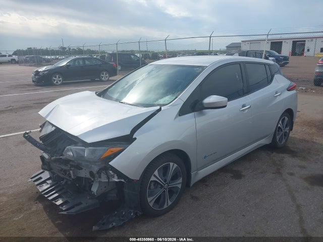 Nissan LEAF SV 2018 1N4AZ1CP7JC305588 Image 2