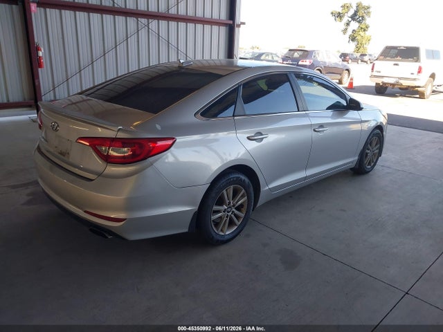 5NPE24AF2FH187926 Hyundai SONATA SE
