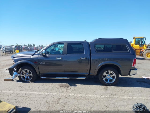 1C6RR7NM5JS352392 RAM 1500 Laramie 4x4 5&#039;7 Box