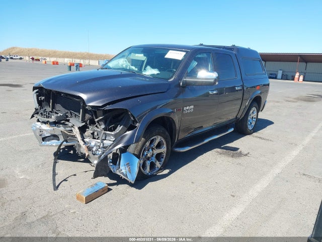 1C6RR7NM5JS352392 RAM 1500 Laramie 4x4 5&#039;7 Box
