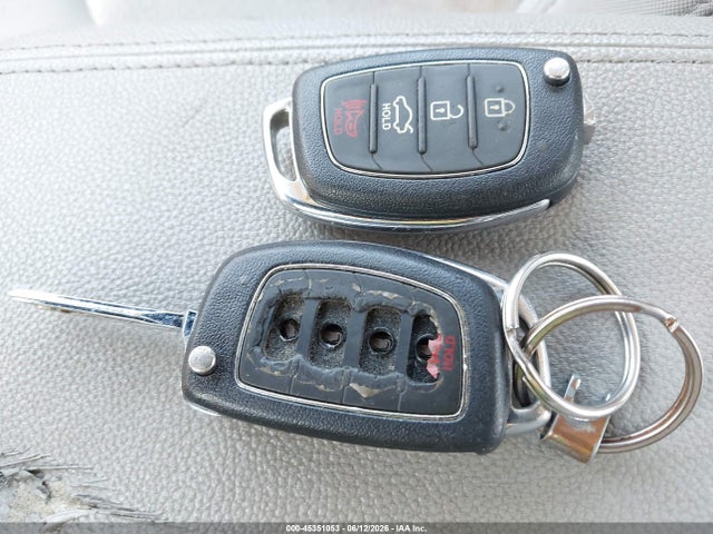 Продажа на аукционе авто 2015 Hyundai Sonata Se, vin: 5NPE24AF3FH178684, номер лота: 45351053