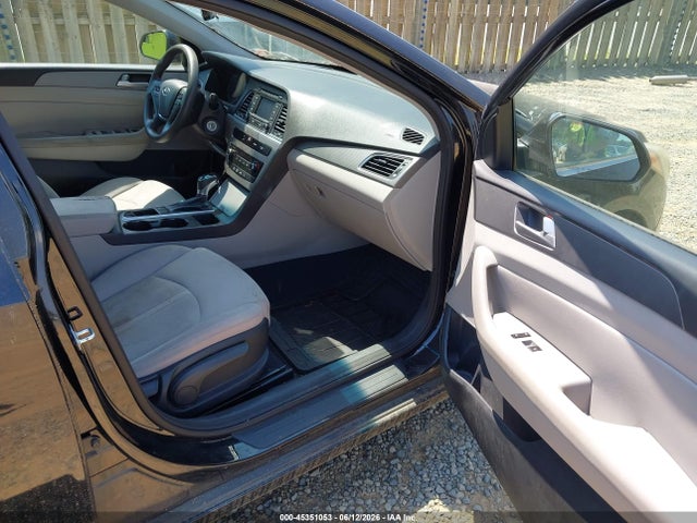 Продажа на аукционе авто 2015 Hyundai Sonata Se, vin: 5NPE24AF3FH178684, номер лота: 45351053