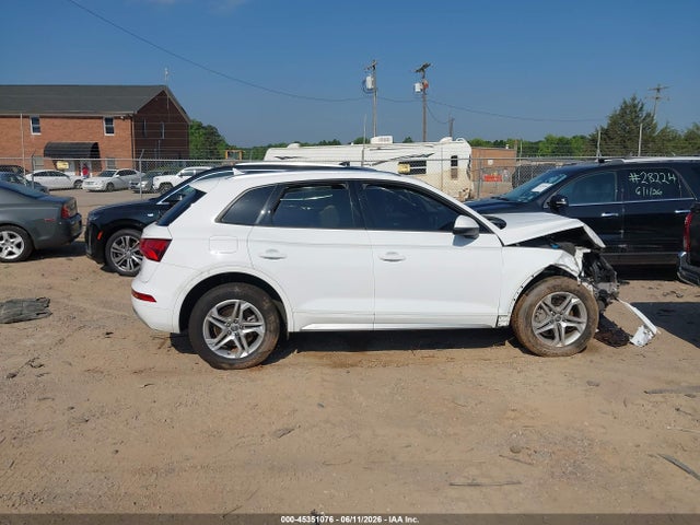 Продаж на аукціоні авто 2018 Audi Q5 2.0t Premium/2.0t Tech Premium, vin: WA1ANAFY1J2177858, номер лоту: 45351076