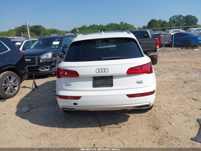 Продаж на аукціоні авто 2018 Audi Q5 2.0t Premium/2.0t Tech Premium, vin: WA1ANAFY1J2177858, номер лоту: 45351076