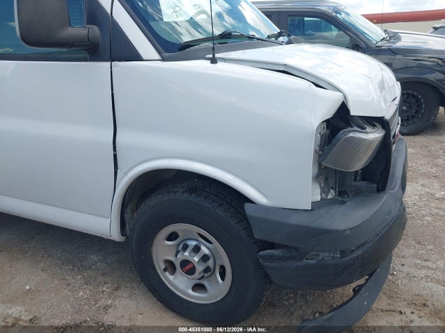 GMC Savana 2500 Work Van 2018 1GTW7AFP6J1257787 Image 18