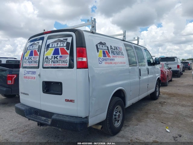 GMC Savana 2500 Work Van 2018 1GTW7AFP6J1257787 Image 4