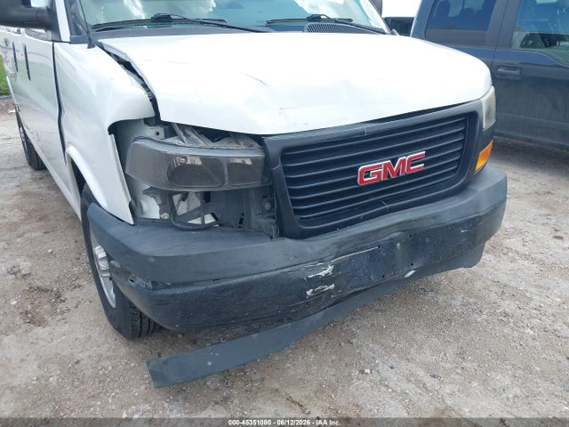 GMC Savana 2500 Work Van 2018 1GTW7AFP6J1257787 Image 6