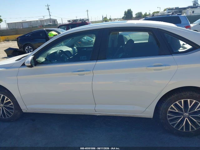 3VWCB7BU6KM132497 Volkswagen Jetta 1.4t R-line/1.4t S/1.4t Se
