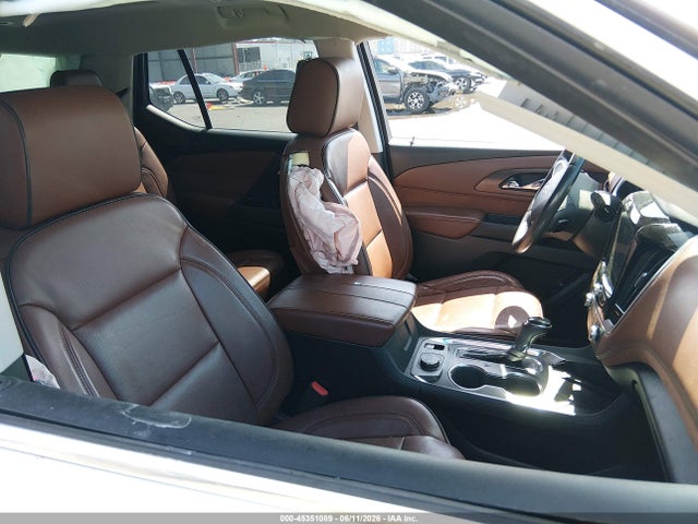 45351089 :رقم المزاد ، 1GNEVKKW4JJ127860 vin ، 2018 Chevrolet Traverse High Country مزاد بيع