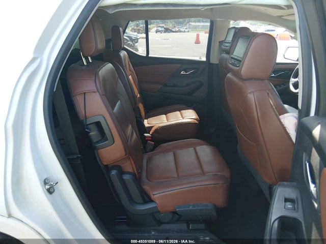 45351089 :رقم المزاد ، 1GNEVKKW4JJ127860 vin ، 2018 Chevrolet Traverse High Country مزاد بيع