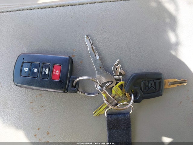 4T1BK1FK2FU565591 Toyota Camry Xle V6
