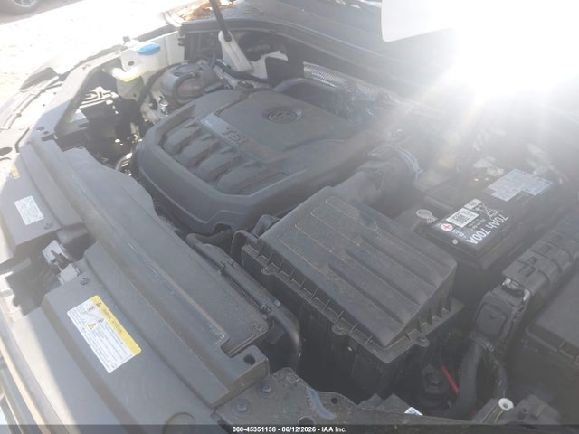 Продаж на аукціоні авто 2024 Volkswagen Tiguan 2.0t Se R-line Black, vin: 3VV8B7AX8RM097204, номер лоту: 45351138
