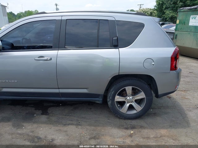Продажа на аукционе авто 2017 Jeep Compass High Altitude 4x4, vin: 1C4NJDEB7HD193255, номер лота: 45351145