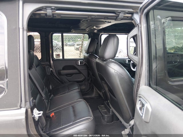 1C4HJXEG5MW703160 Jeep Wrangler Unlimited Sahara 4x4