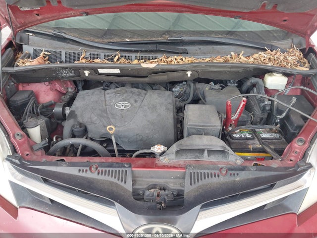 Продажа на аукционе авто 2018 Toyota Sienna Le 8 Passenger, vin: 5TDKZ3DC0JS906717, номер лота: 45351358