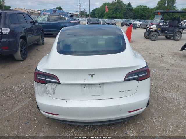 45351373 :رقم المزاد ، 5YJ3E1EB8KF511538 vin ، 2019 Tesla Model 3 Long Range/performance مزاد بيع