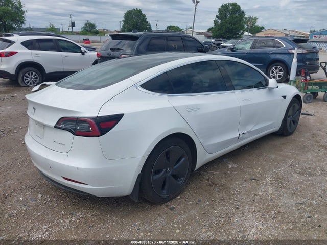45351373 :رقم المزاد ، 5YJ3E1EB8KF511538 vin ، 2019 Tesla Model 3 Long Range/performance مزاد بيع