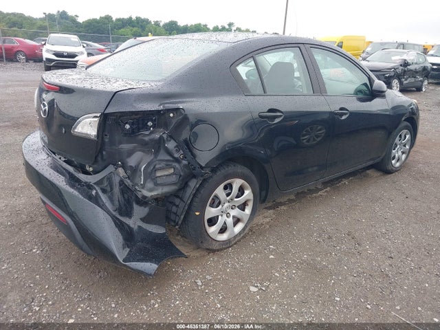 45351387 :رقم المزاد ، JM1BL1UG4B1390479 vin ، 2011 Mazda Mazda3 I Sport مزاد بيع