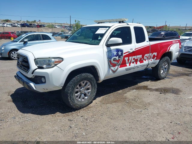 2017 Toyota Tacoma Sr5 V6 მანქანა იყიდება აუქციონზე, vin: 5TFSZ5AN0HX075113, აუქციონის ნომერი: 45351402
