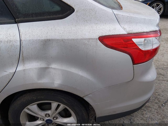 Ford FOCUS SE 2014 1FADP3F26EL443157 Image 6