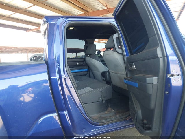 3TMLB5JN8SM141719 Toyota Tacoma Trd Sport