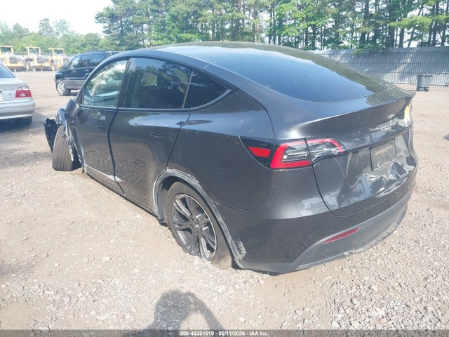 Продаж на аукціоні авто 2025 Tesla Model Y Long Range Dual Motor Rear-wheel Drive, vin: 7SAYGDED6SF269807, номер лоту: 45351519