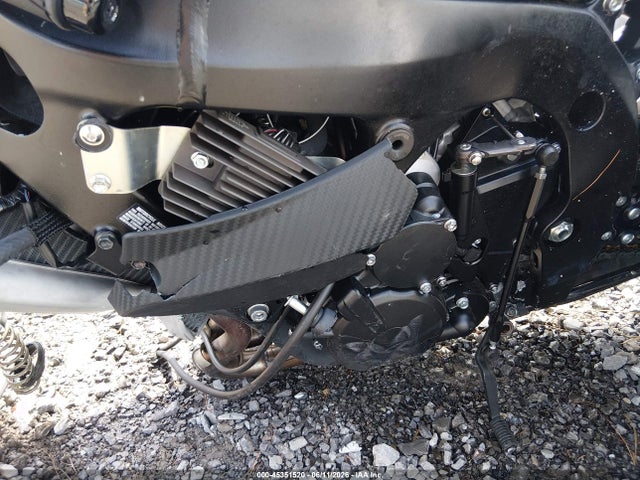 JS1GN7FA3S7100669 Suzuki GSX-R600