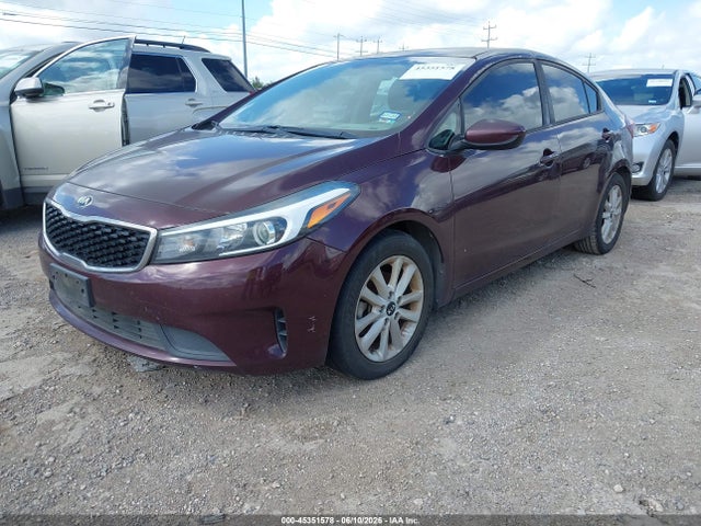 KIA FORTE LX 2017 3KPFL4A76HE131893 Image 2