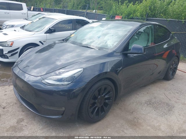 Продажа на аукционе авто 2024 Tesla Model Y Long Range Dual Motor All-wheel Drive, vin: 7SAYGDEE1RF204642, номер лота: 45351589