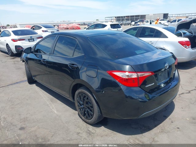 Toyota COROLLA LE 2018 2T1BURHE1JC985062 Image 3
