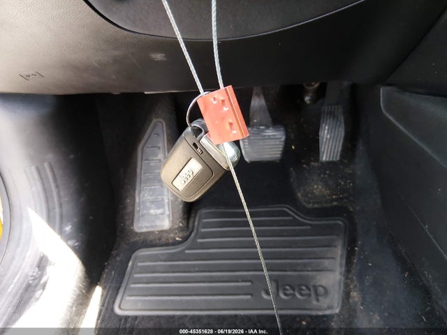 2016 Jeep Renegade Latitude მანქანა იყიდება აუქციონზე, vin: ZACCJBBT5GPD08699, აუქციონის ნომერი: 45351628