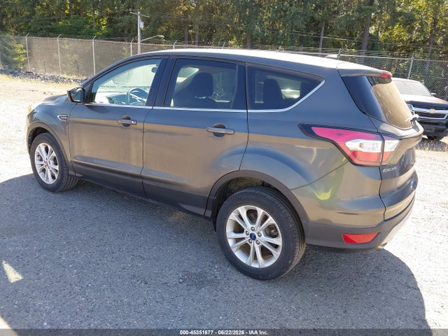 Ford ESCAPE SE 2017 1FMCU9GD7HUE50291 Image 3