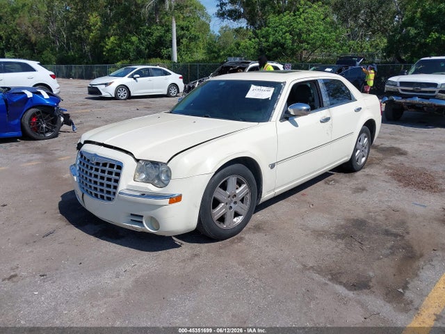 45351699 :رقم المزاد ، 2C3AA63H55H502080 vin ، 2005 Chrysler 300c مزاد بيع
