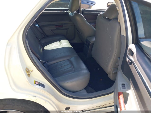 45351699 :رقم المزاد ، 2C3AA63H55H502080 vin ، 2005 Chrysler 300c مزاد بيع