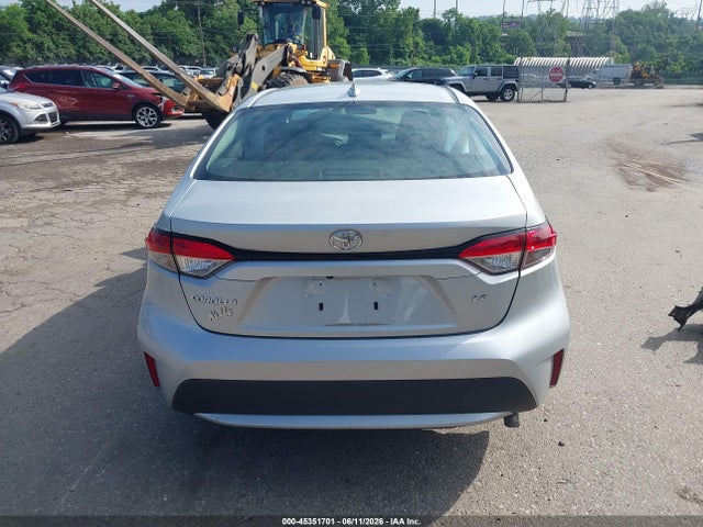 Продаж на аукціоні авто 2021 Toyota Corolla Le, vin: 5YFEPMAE2MP215572, номер лоту: 45351701