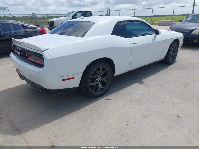 2C3CDZAG6JH258123 Dodge Challenger Sxt Plus