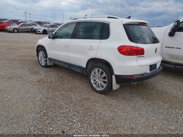 45351715 :رقم المزاد ، WVGBV7AX4GW529615 vin ، 2016 Volkswagen Tiguan Se مزاد بيع