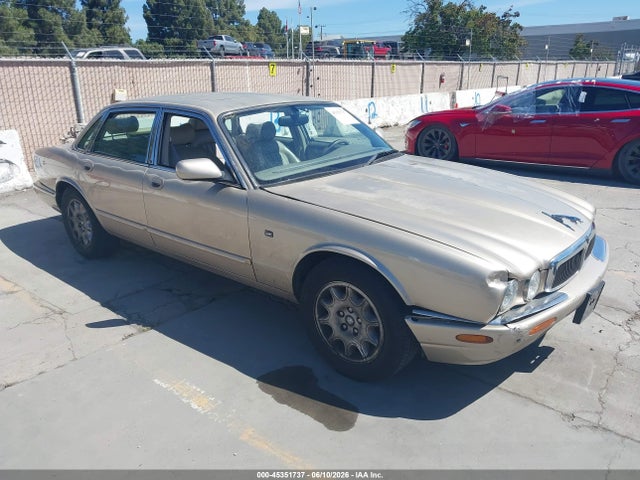 Продажа на аукционе авто 1999 Jaguar Xj8, vin: SAJHD1041XC875582, номер лота: 45351737