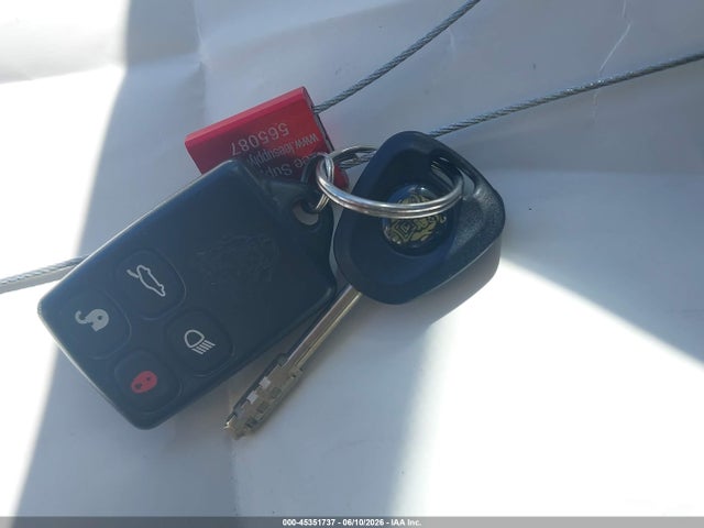 Продажа на аукционе авто 1999 Jaguar Xj8, vin: SAJHD1041XC875582, номер лота: 45351737