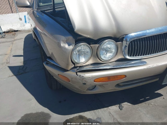 Продажа на аукционе авто 1999 Jaguar Xj8, vin: SAJHD1041XC875582, номер лота: 45351737