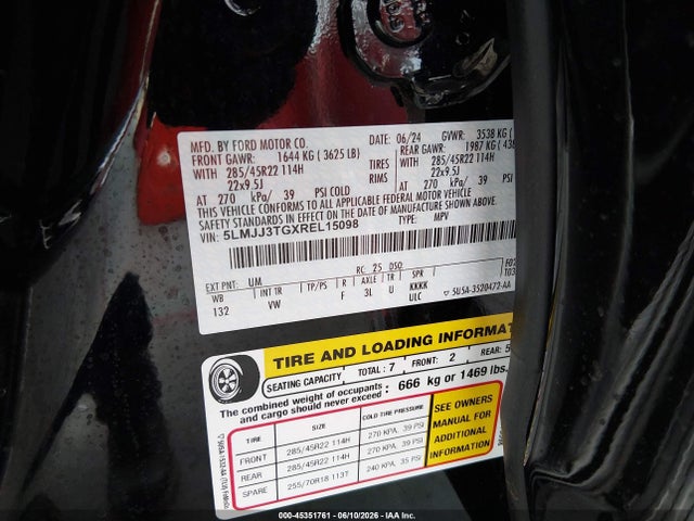 45351761 :رقم المزاد ، 5LMJJ3TGXREL15098 vin ، 2024 Lincoln Navigator Black Label L مزاد بيع