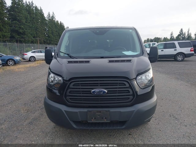 1FMZK1ZM0HKA98942 Ford Transit-150 Xl