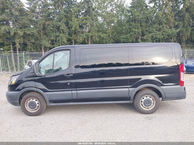 1FMZK1ZM0HKA98942 Ford Transit-150 Xl