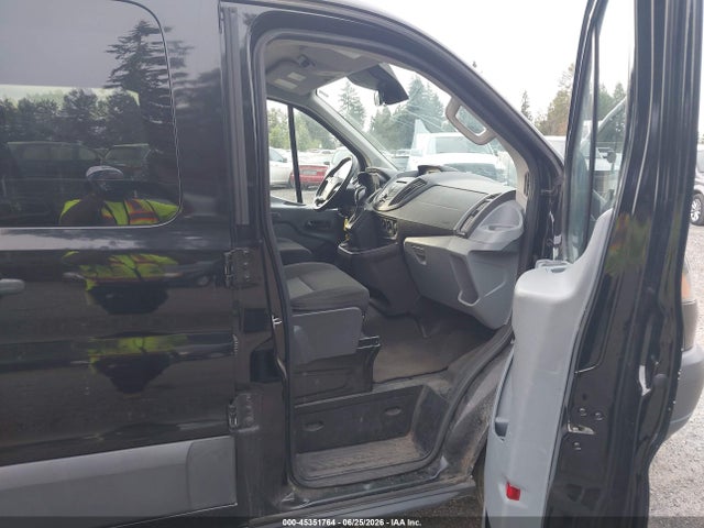 1FMZK1ZM0HKA98942 Ford Transit-150 Xl